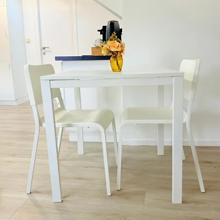 Mervaroom * שרלרואה