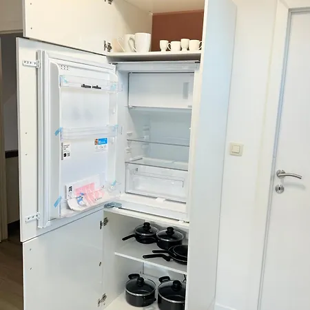 Mervaroom * שרלרואה