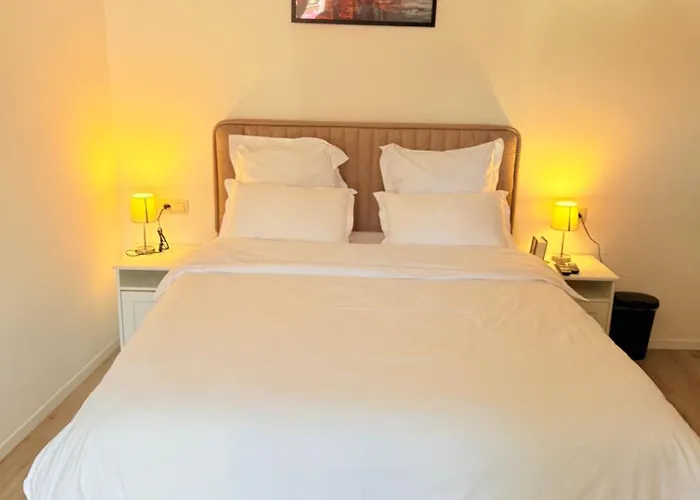 Mervaroom 公寓式酒店 *